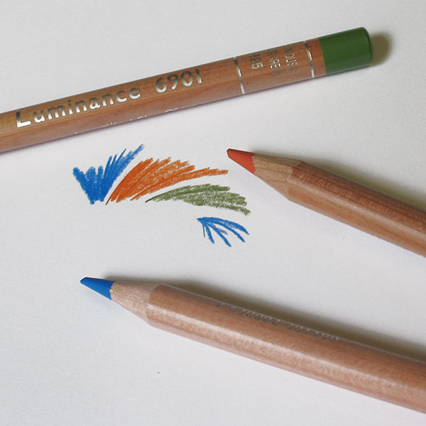 Caran d'Ache : Luminance 6901 : Color Pencil : Olive Brown 10%